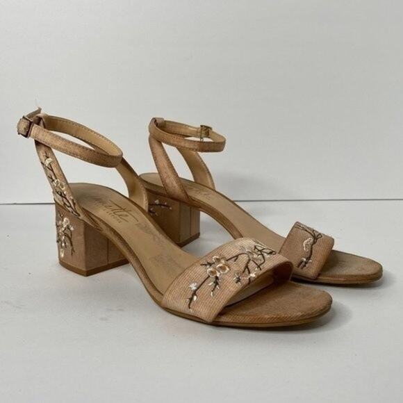 Nanette by Nanette Lepore Ruby Two Strap Heels 8 - Picture 10 of 10